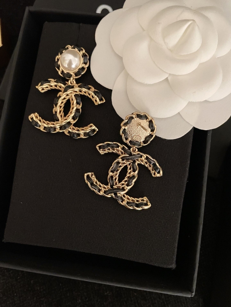 Ch**el earrings